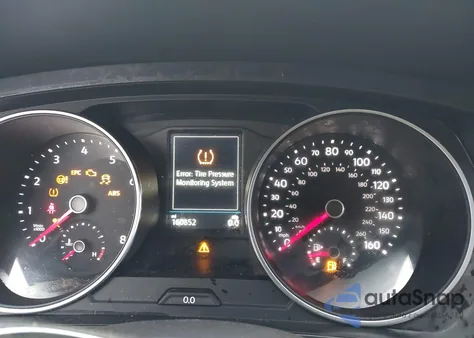 2018 Volkswagen Tiguan 2.0T S z USA, uszkodzony, nr VIN 3VV1B7AX0JM041120